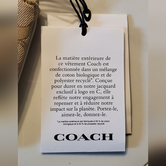 NWT COACH DEMPSEY LARGE CORNER ZIP WRISTLET SIGNATURE JACQUARD STRIPES & PATCH - Picture 11 of 13